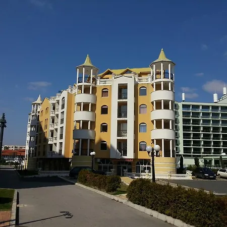 Victoria Perla Apartment