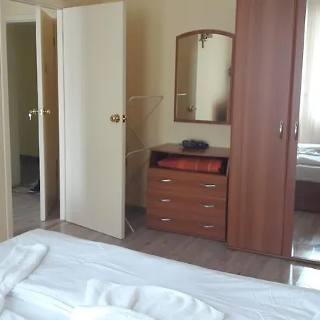 Апартаменты Victoria Perla Apartment *